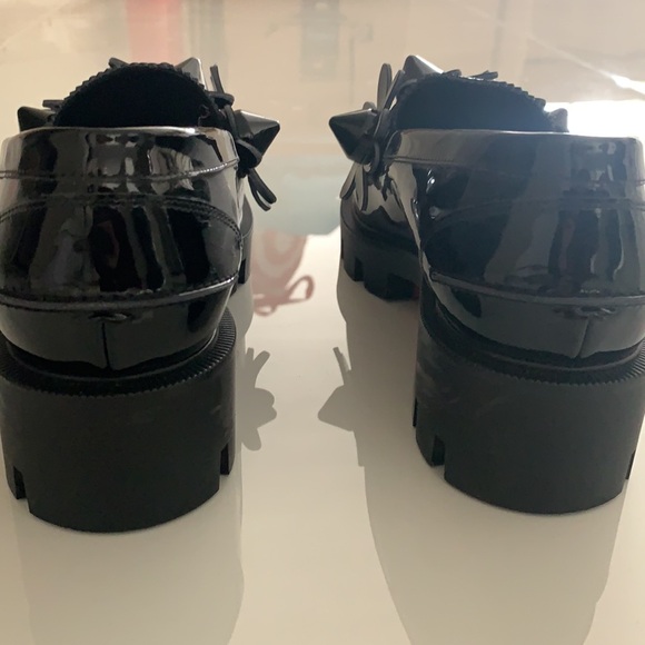 Christian Louboutin - Daisy Spikes Embellished Patent-leather Loafers - Picture 3 of 6